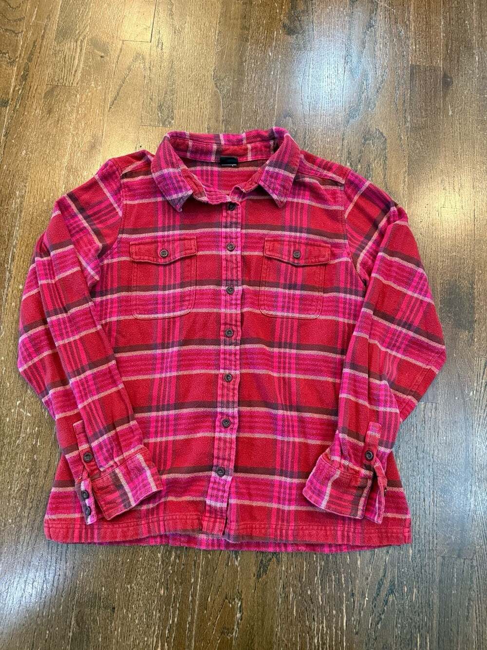 Patagonia Women's Flannel Shirt Organic Cotton Red Pink Plaid Sz 10 Buttons